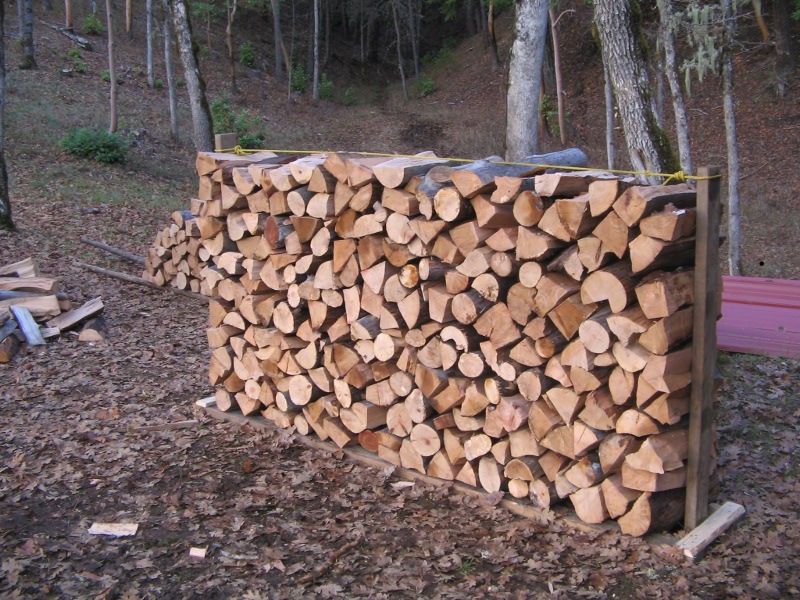 как складировать дрова